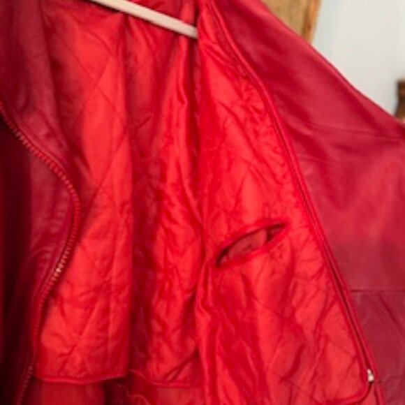 UNIC Women’s Scarlet Red Premium Leather Motorcycle Jacket – Lambskin – Size 3XL - Picture 5 of 6